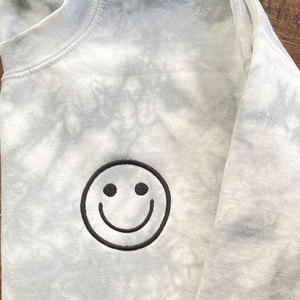 Personalizado hombres mujeres bordado feliz sonrisa cara Tie Dye sudadera manga larga cuello redondo transpirable invierno sudadera - Product Image 4