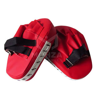 Pads de frappe en cuir personnalisés pour la boxe – Ajustables, respirants et protecteurs, haute qualité - Product Image 5