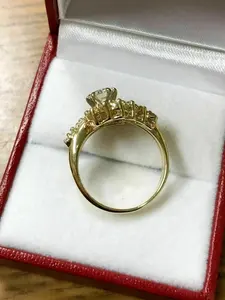 Anillo de Compromiso Vintage con Moissanita Redonda de 1.70 Ct en Plata 925, Engaste de Puntas Chapado en Oro Rosa para Boda - Product Image 6