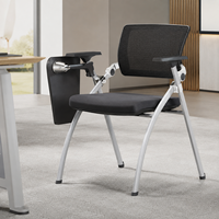 Chaise de séminaire pliable avec dossier en maille dynamique, accoudoirs mobiles, roulettes dissimulées, tablette d'écriture optionnelle pour les conférences et les réunions