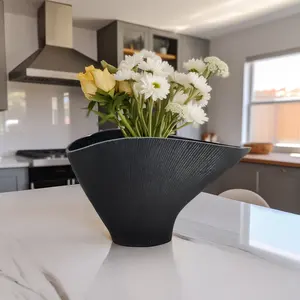 Collection de vases à fleurs haut de gamme, écologiques, faits à la main, de style côtier, en fer décoratif, par Zahid Exports - Product Image 6