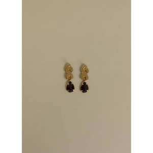 Vintage Fashion Garnet <b>Drop</b> Earrings - Product Image 2