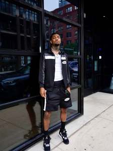 Ensemble streetwear personnalisé OEM 2 pièces pour hommes veste coupe-vent et short pour l'été - Product Image 6