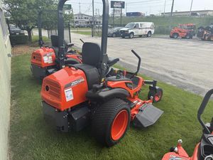 Cortadora de Césped Comercial Kubota ZD1211-3-60 Diésel de Giro Cero, Alto Rendimiento, Motor de 2 Tiempos, Usada, para Jardinería y Bricolaje - Product Image 2