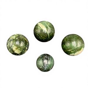 Sphère de jade néphrite verte naturelle, boule de pierre solide polie pour la décoration de la maison, collection de cristaux et souvenir, 3-5 cm - Product Image 3