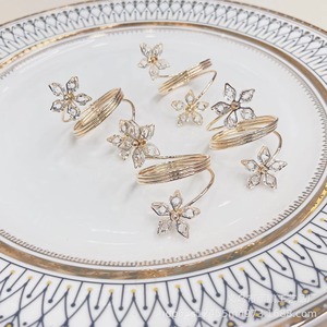 Servilletero de primera calidad con motivo floral y trabajo de cristal para Decoración de mesa glamurosa bodas eventos Hotel comedor - Product Image 1