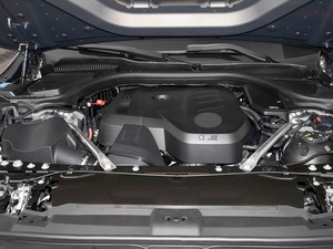 Prêt à la livraison : BMW 525Li M Sport essence, berline de luxe pour affaires, modèle 2024, en parfait état - Product Image 6