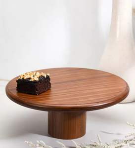 Support à gâteau en bois d'acacia fait à la main, assiette à gâteau polie à pied en dôme, vaisselle pour usage alimentaire - Product Image 2