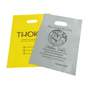 Sacs cadeaux à poignée découpée personnalisée pour les fêtes d'enfants Petit sac en papier pour l'emballage et l'emballage de cadeaux - Product Image 2