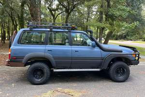 Volant à gauche d'occasion, 50 001 à 75 000 miles - Product Image 2