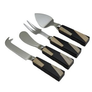 Ensemble de serveur de fromage en métal avec manche en bois couteau à fromage en acier inoxydable épandeur trancheuse pour la cuisine, la salle à manger et la fête - Product Image 3