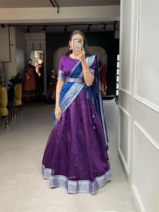 Fantaisie Tendance Indien Traditionnel Dernier Designer Soie Lehenga Choli Avec Dupatta Avec Zari Tissage Travail Fabricant De Surat - Product Image 2