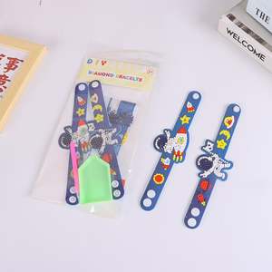 Kit de Manualidades para Niños, Pulsera de Diamantes DIY, para Fiestas y Regalos - Product Image 6
