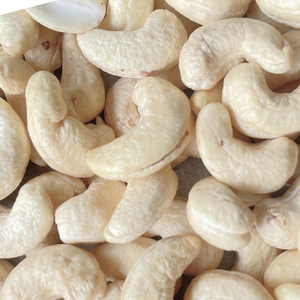 Fabrication de noix de cajou brutes Noix de cajou Noix de cajou importées Vente en gros de noix de cajou exportées vers l'Asie, l'UE et le Moyen-Orient - Product Image 1