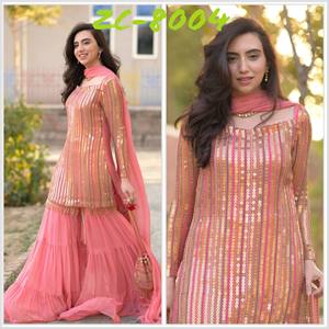 Nuevo Conjunto de Top, Sharara y Dupatta de Diseño para Fiestas en Rosa con Lentejuelas Bordadas, Atuendo Étnico Elegante para Fiestas y Bodas - Product Image 5