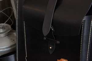 Sac à dos pour ordinateur portable style vintage pour hommes LRTB-0003 Roll Top en cuir PU tissu Oxford imperméable décontracté voyage loisirs sac à dos noir - Product Image 4