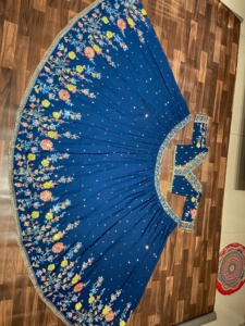 คอลเลกชันงานแต่งงานที่สวยงามและอินเทรนด์มากที่สุดของ lehenga - Product Image 5