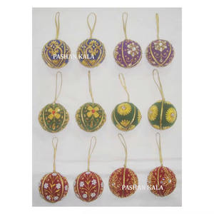 Hermoso precio económico a granel hecho a mano acabado fino Zari bordado adornos colgantes de Navidad de costo razonable - Product Image 1