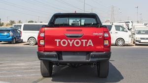 Nuevo/USADO TOYOTA HILUX DC GR SPORT 2022 ROJO, Cámara Trasera 360, Capacidad de Carga 31-40T, Emisión Diésel/GAS, Automático - Product Image 6