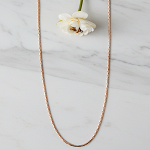 สร้อยคอโทนคู่ที่ทันสมัยสำหรับผู้หญิงโซ่ทองและเงินน้ำหนักเบาหรูหราเครื่องประดับน้อยที่สุดสำหรับสวมใส่ในชีวิตประจำวันในโอกาสพิเศษ - Product Image 1