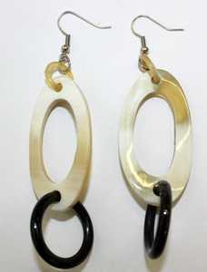 Pendientes de cuerno de búfalo de estilo Vintage de alta calidad para mujer, juego de fregona de resina de gran venta para niñas y mujeres - Product Image 2