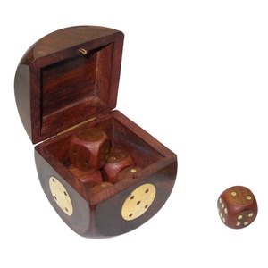 Article décoratif pour la maison de haute qualité Conception unique Jeux en bois Forme carrée Dés Boîte en bois Incrustation Poli Sesham Wood Top Item - Product Image 4