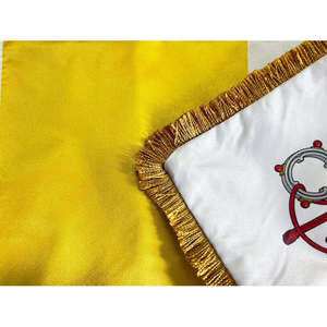 Bandera de la Ciudad del Vaticano de 8x12 pulgadas, bandera de satén de doble cara para escritorios de oficina - Product Image 2