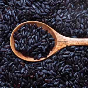 Riz noir Venere à texture moelleuse 230G, grains moyens, céréales complètes, cuisson au micro-ondes en 2 minutes, fabriqué en Italie pour une alimentation saine - Product Image 6