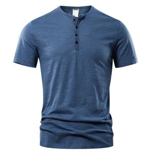 Camiseta con cuello en V para hombre de poliéster 100% de alta calidad 180 Gsm Impresión de sublimación de tela fabricada con excelente servicio - Product Image 2