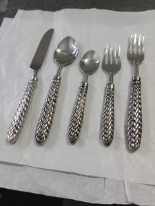 A complete set of cutlery which is used in kitchenware <b>bakeware</b> cookware & dinnerware is available at HHO with the best quality - Product Image 2