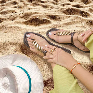 Deslizador de Moda Natural Hecho a Mano, de Lujo, Antideslizante, Personalizable, con Tono Profundo y Encanto Sutil, para - Product Image 3