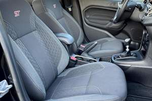 FORD FIESTA ST d'occasion 2014, conduite à gauche/droite - Product Image 2