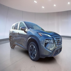 SUV Crossover R-OGUE SV AWD 2024 d'occasion en excellent état, moteur 202 CV 1.5L, transmission variable, 13 vitesses, prêt à la vente - Product Image 1
