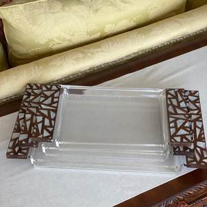 Bandeja Decorativa Premium Hecha a Mano para Servir Chocolate y Aperitivos, Elegante Bandeja de Acrílico con Madreperla para Regalos de Ramadán y Eid - Product Image 1