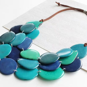 Collar con cuentas de sodalita natural, collar de cuentas redondas lisas de sodalita de 8mm, hecha a mano gargantilla de cristal, joyería con cuentas - Product Image 1