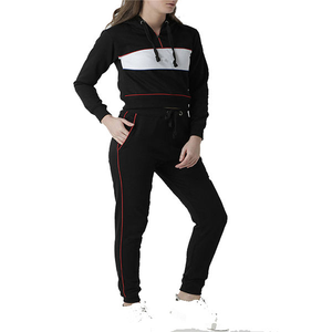 Survêtements de sport personnalisés de haute qualité pour femmes Slim Fit Fashion Survêtements confortables et respirants pour femmes - Product Image 5
