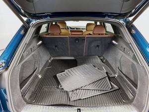 Usado cuidadosamente 2023 Audi e-tron Premium Plus 4dr SUV AWD - Product Image 5