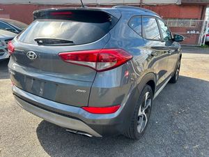 2017 Usado para Sonata 1.6T Volante a la Izquierda Tracción en las Cuatro Ruedas 50001-75000 Millas 150-200 CV - Product Image 4