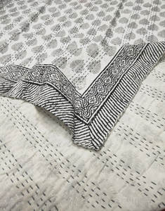 Bloc à main indien Kantha couette poisson imprimé bleu Indigo Kantha Vintage jeter Kantha pur coton à la main literie couverture couvre-lit - Product Image 3