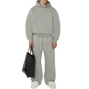 Survêtements de jogging unisexe 100% coton Survêtements à capuche avec logo personnalisé de haute qualité pour l'entraînement d'hiver en salle de sport Caractéristique respirante - Product Image 1