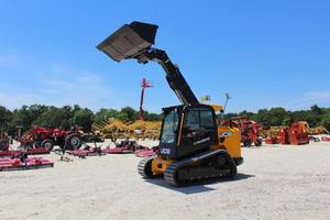 รถตักล้อยางตีนตะขาบ JCB 260T สีเหลือง รถตักขนาดเล็กแบบ Teleskid สำหรับงานก่อสร้าง - Product Image 2