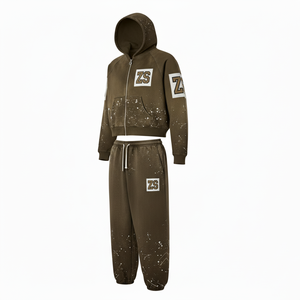 Haute qualité 370 GSM brossé polaire fermeture éclair survêtement hommes femmes doux sensation de main Olive teint tissu personnalisé en relief Logo Design - Product Image 4