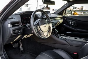 Toyota Supra 3.0 Premium Turbo 6 cylindres, kit Widebody, système de suspension pneumatique, modèle 2021, en excellent état - Product Image 4