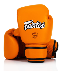 Guantes de boxeo de piel sintética, personalizables, resistentes al agua, fabricados en fábrica, MMA para entrenamiento de artes marciales y, con colores y logotipo personalizados - Product Image 3