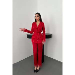 Conjunto de Dos Piezas de Satén con Borlas Rojas - Rojo - Product Image 1