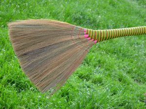 Hot Selling Eco-friendly <b>Natural</b> Straw Grass Broom Whisk Sweeping Grass Brooms made in Vietnam - Product Image 3