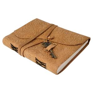 Diario de cuero tostado en relieve de mariposa 200 páginas blancas hecho a mano a pedido Estilo espiral regalo perfecto en caja envío 6 horas - Product Image 5