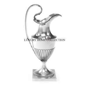 Pichet à boisson fantaisie décoratif avec esthétique classique et haute durabilité, ce qui le rend idéal pour une utilisation quotidienne et l'affichage - Product Image 3