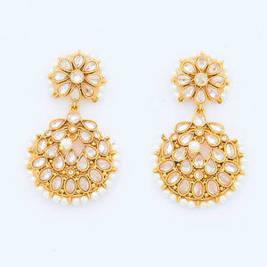 Boucles d'oreilles artificielles plaquées or de luxe classique faites à la main bijoux de mode goutte classique - Product Image 2