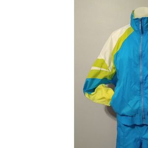 Ensemble de survêtement unisexe à capuche imprimé uni léger respirant coupe-vent veste pantalon nylon décontracté vêtements de sport 2 en 1 - Product Image 3